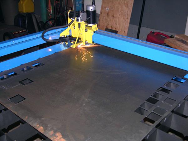 Automaattinen kannettavien CNC-leikkauskoneiden hinta Fastcam-pesintäohjelmistolla