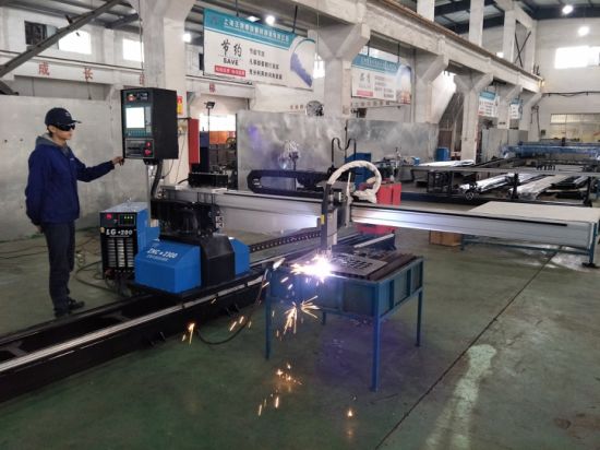 CNC-kannettava plasma-liekin putkenleikkauskone Kiinasta tehtaan hintaan
