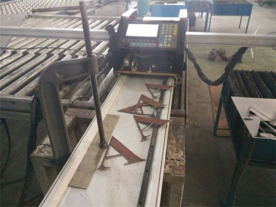 Kiina valmistaja CNC-plasma leikkuri ja liekinleikkauskoneen käyttö leikattu alumiini Ruostumaton teräs / rauta / metalli